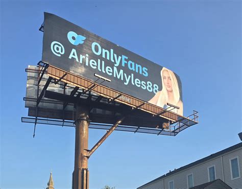 An OnlyFans billboard in New Orleans is turning heads. Meet the ...